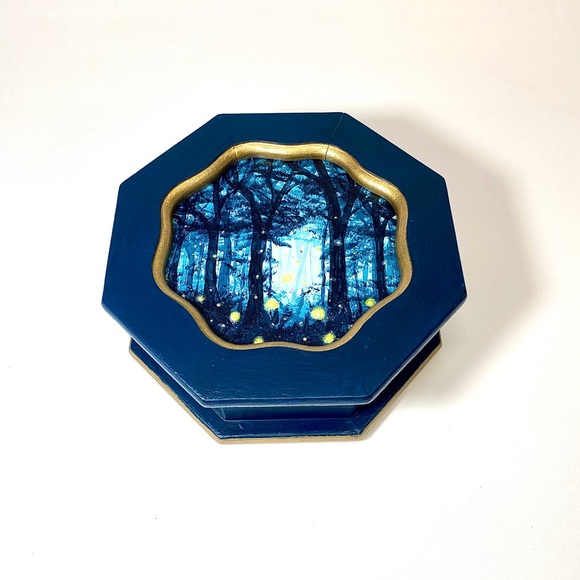 ORIGINAL Acrylic Landscape Art Upcycled Hand Painted Vintage Wood Jewelry Box - Picture 5 of 10